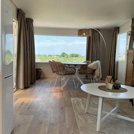 Chalet Luxe Direct Aan Het Water Met