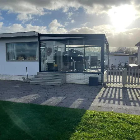 Chalet Luxe Direct Aan Het Water Met